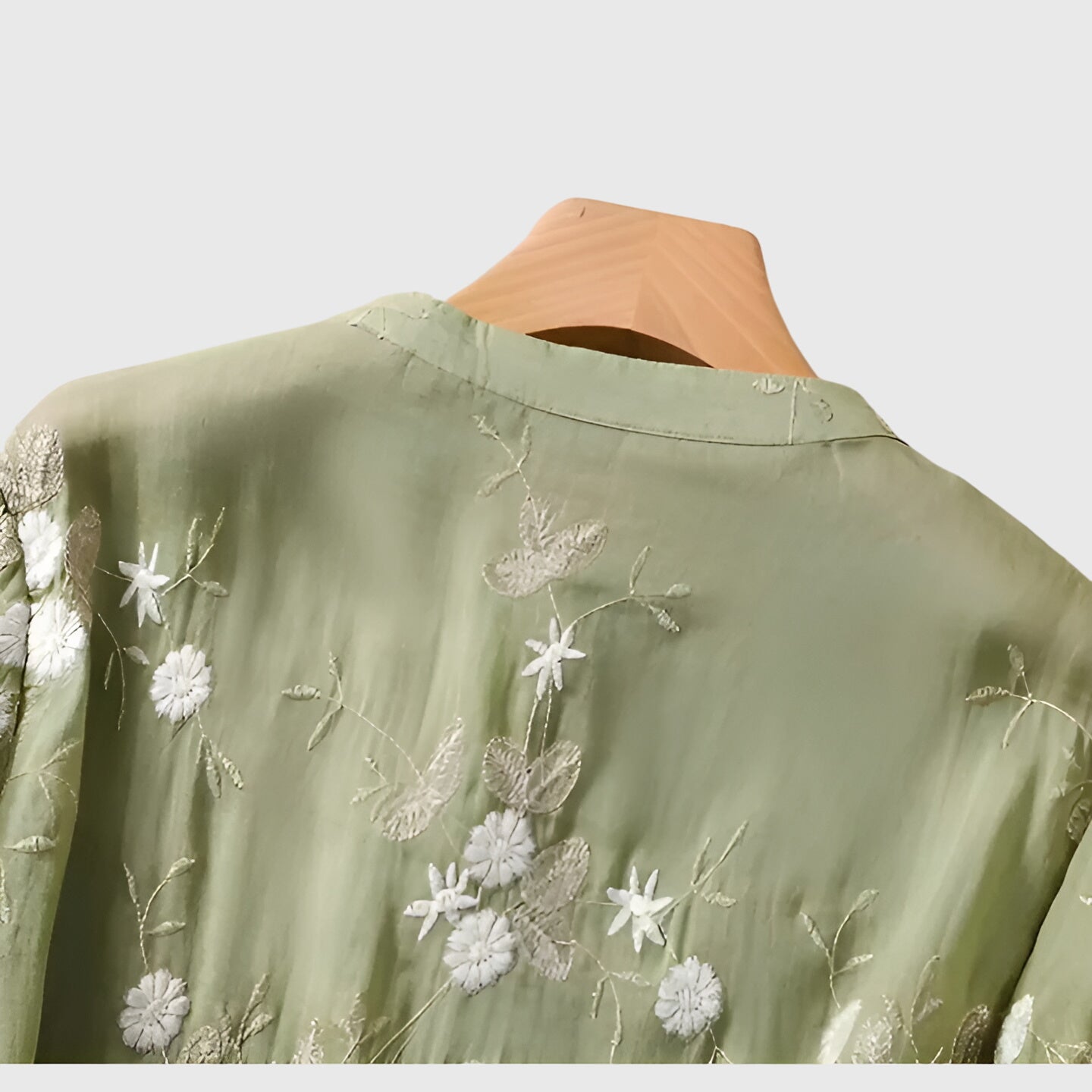 Annie | Elegant Top with Embroidered Flowers