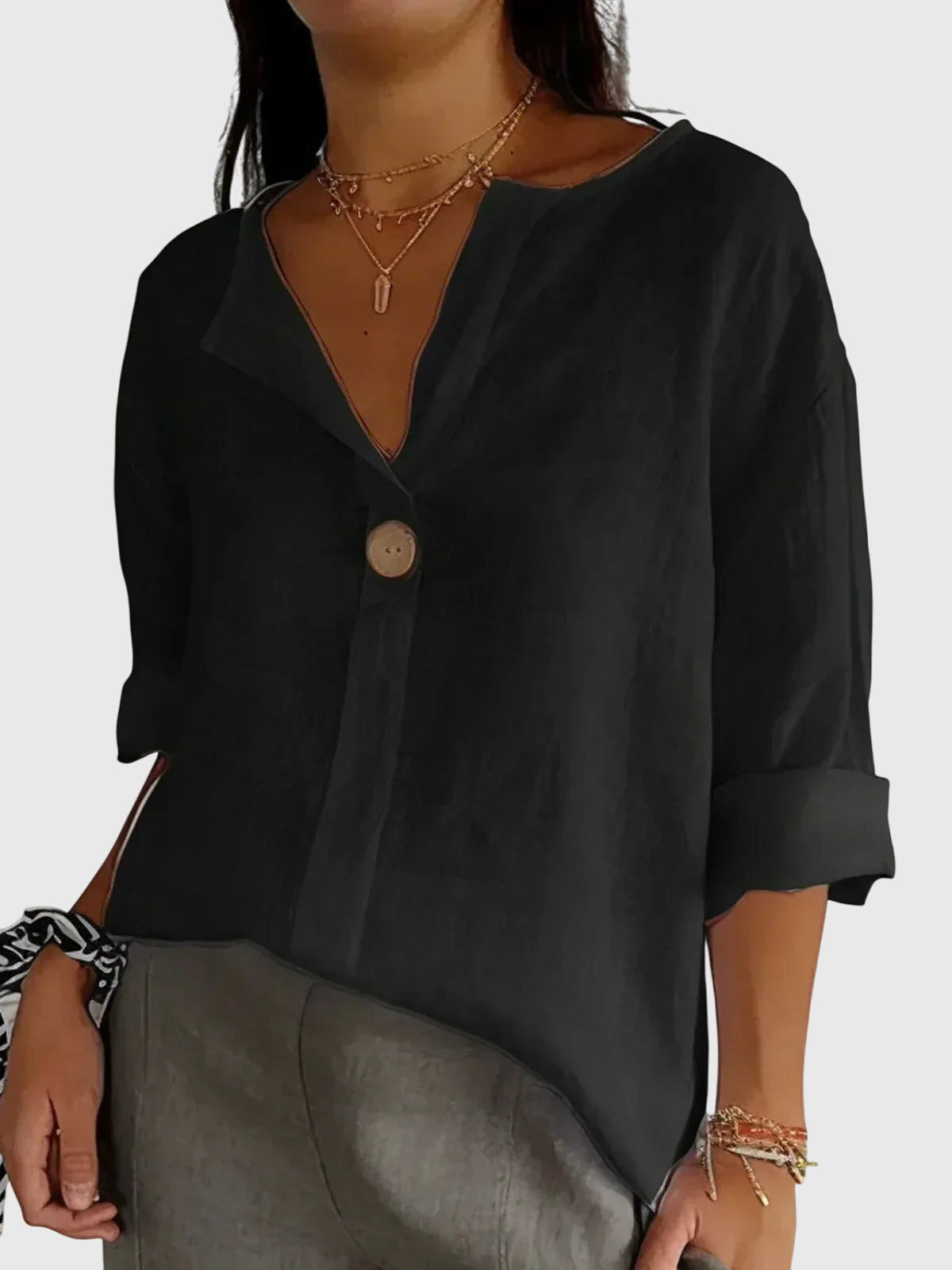Annie | Chic Comfort Blouse